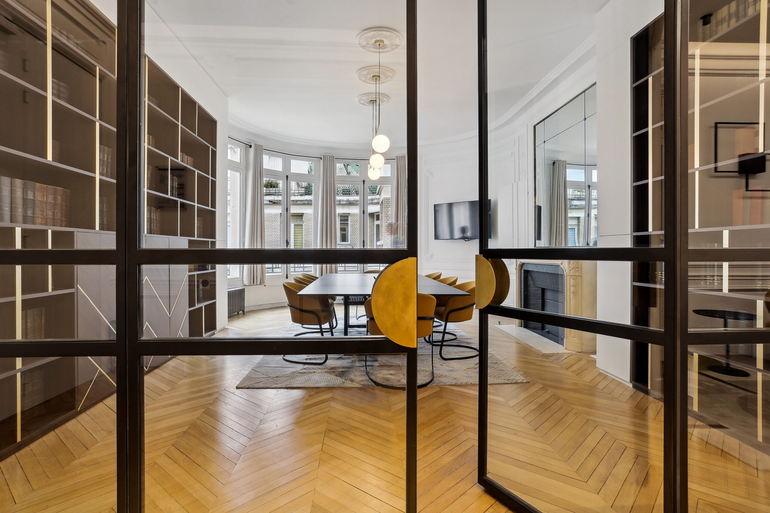 Les fonctions supports : les piliers souvent invisibles des cabinets d’avocats